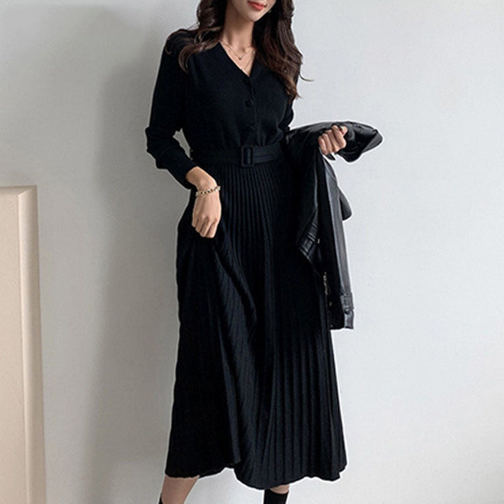 Women’s Knitted Pleated Dress with Belt | Midi