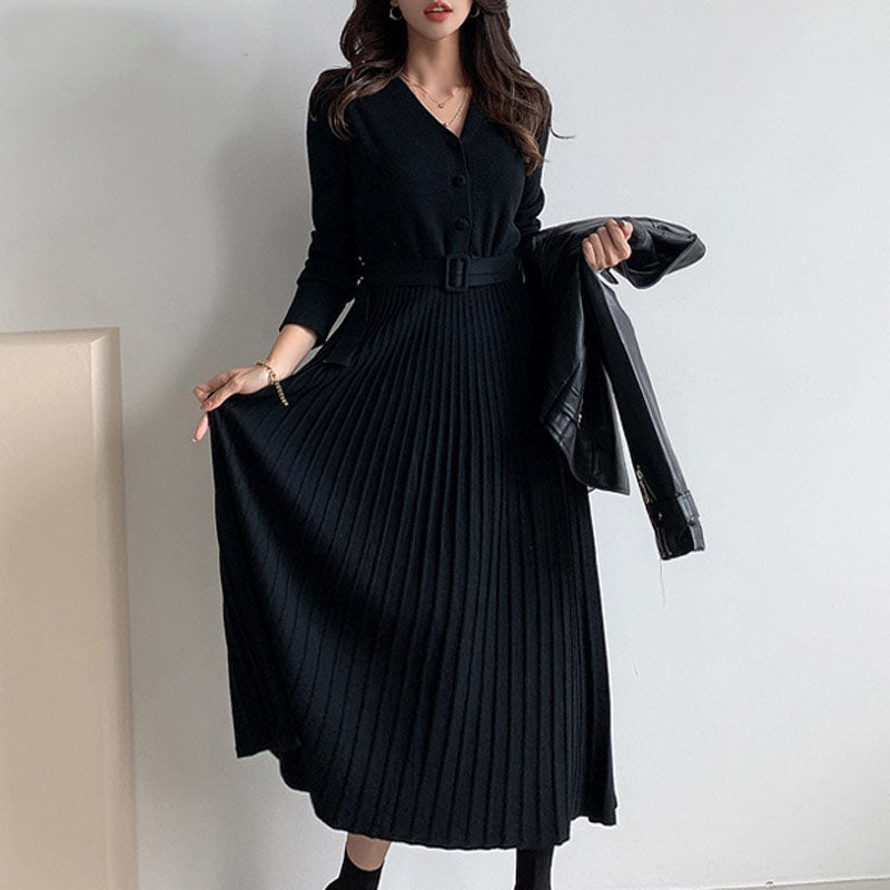 Women’s Knitted Pleated Dress with Belt | Midi