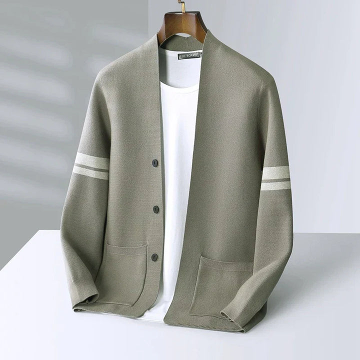 Gilet rayé pour homme à col en V | Boutonné