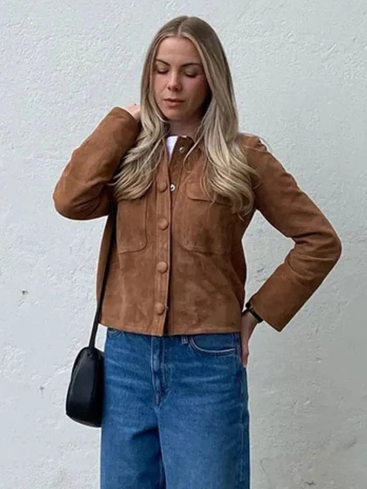 Veste marron courte d’hiver pour femme | Boutonnée