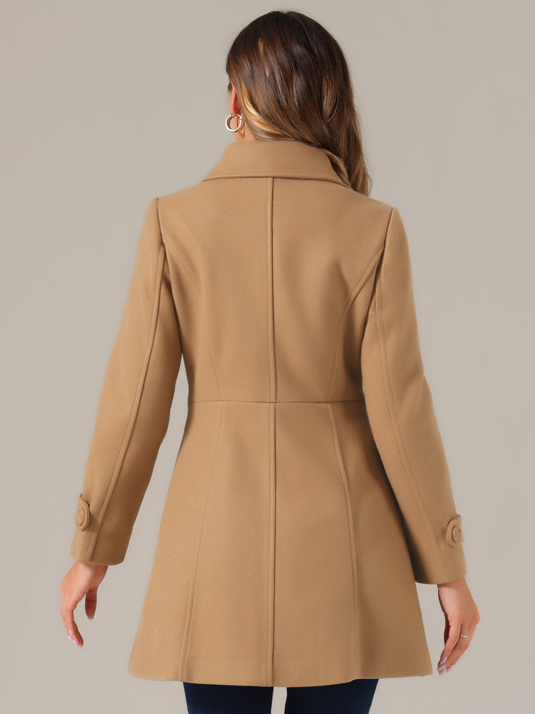 Long manteau d’hiver boutonné à col pour femme